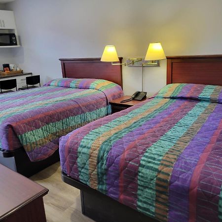 Knights Inn קובורג מראה חיצוני תמונה